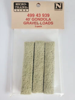 Micro-Trains Line 49943939 - 40' Gravel Loads 3pkg - N Scale