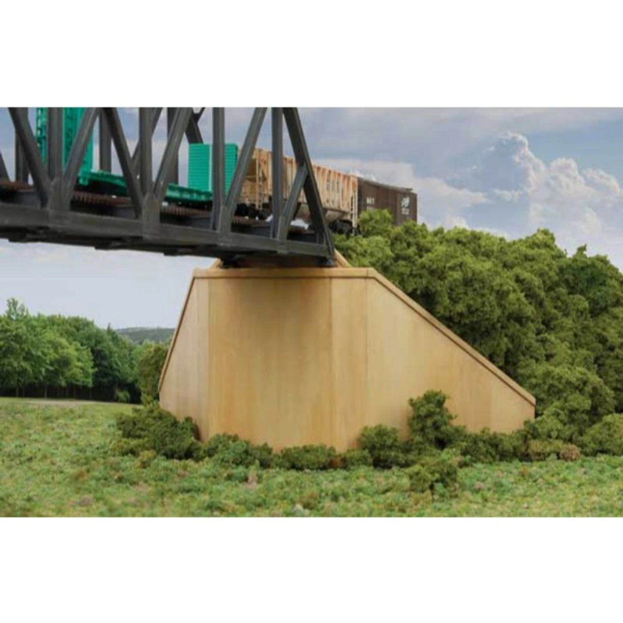 Walthers Cornerstone 933-3881 - Bridge Abutment (2) - N Scale Kit